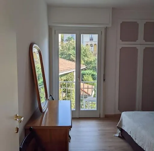 Breathtaking View In The Heart Of Stresa